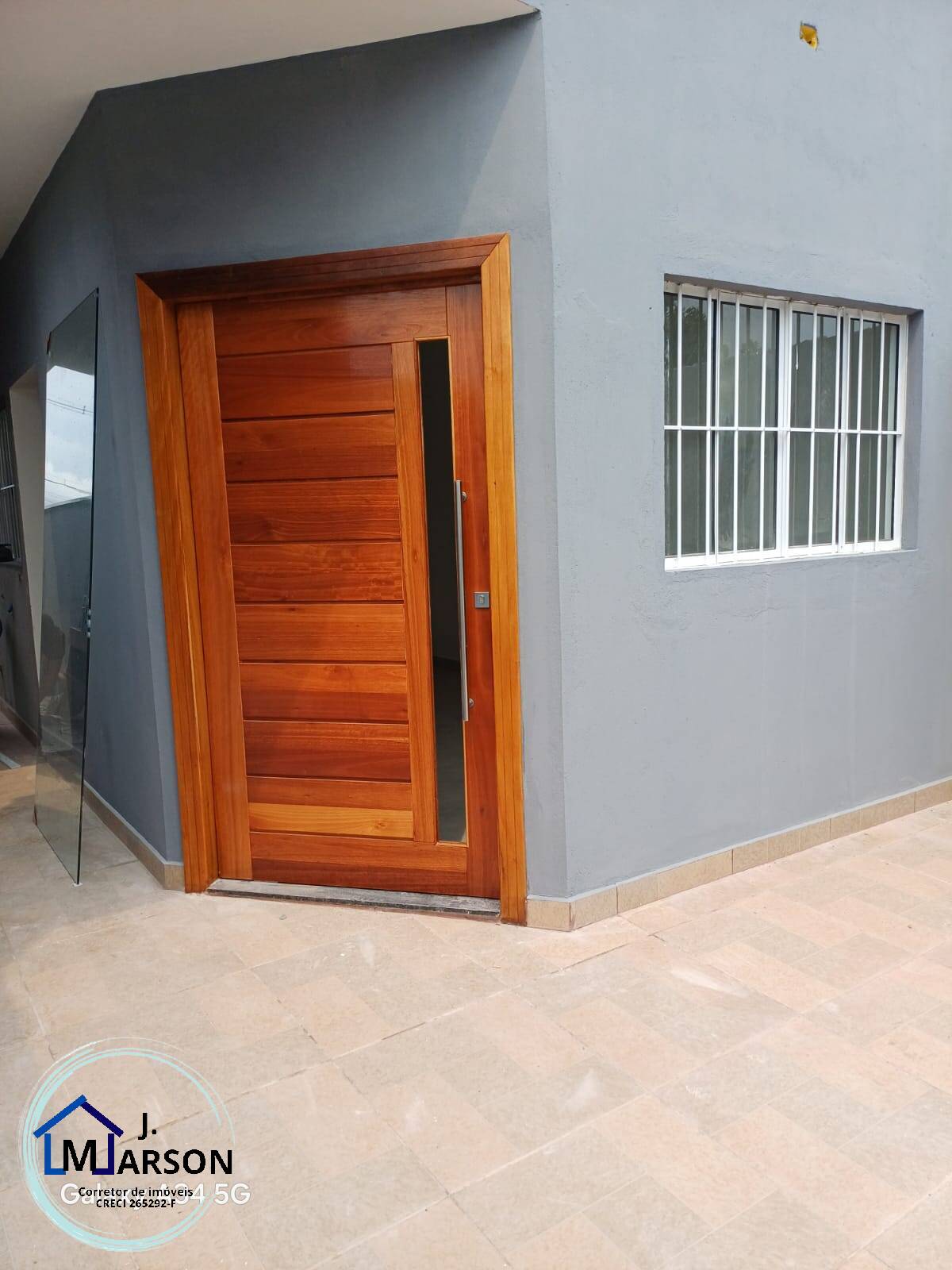 Casa à venda com 2 quartos, 64m² - Foto 2