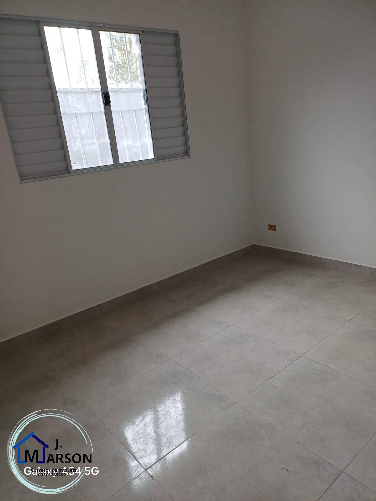 Casa à venda com 2 quartos, 64m² - Foto 11