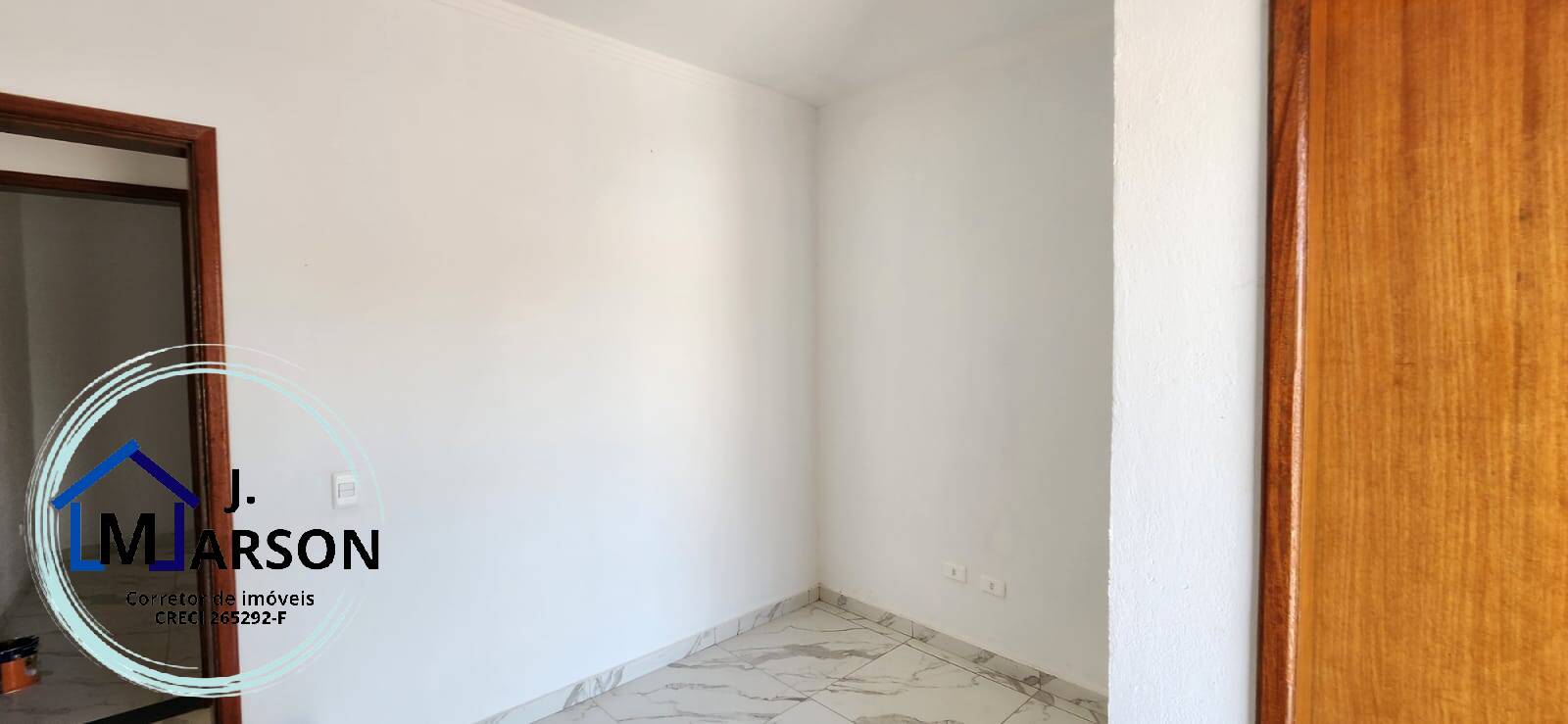 Casa à venda com 2 quartos, 75m² - Foto 12